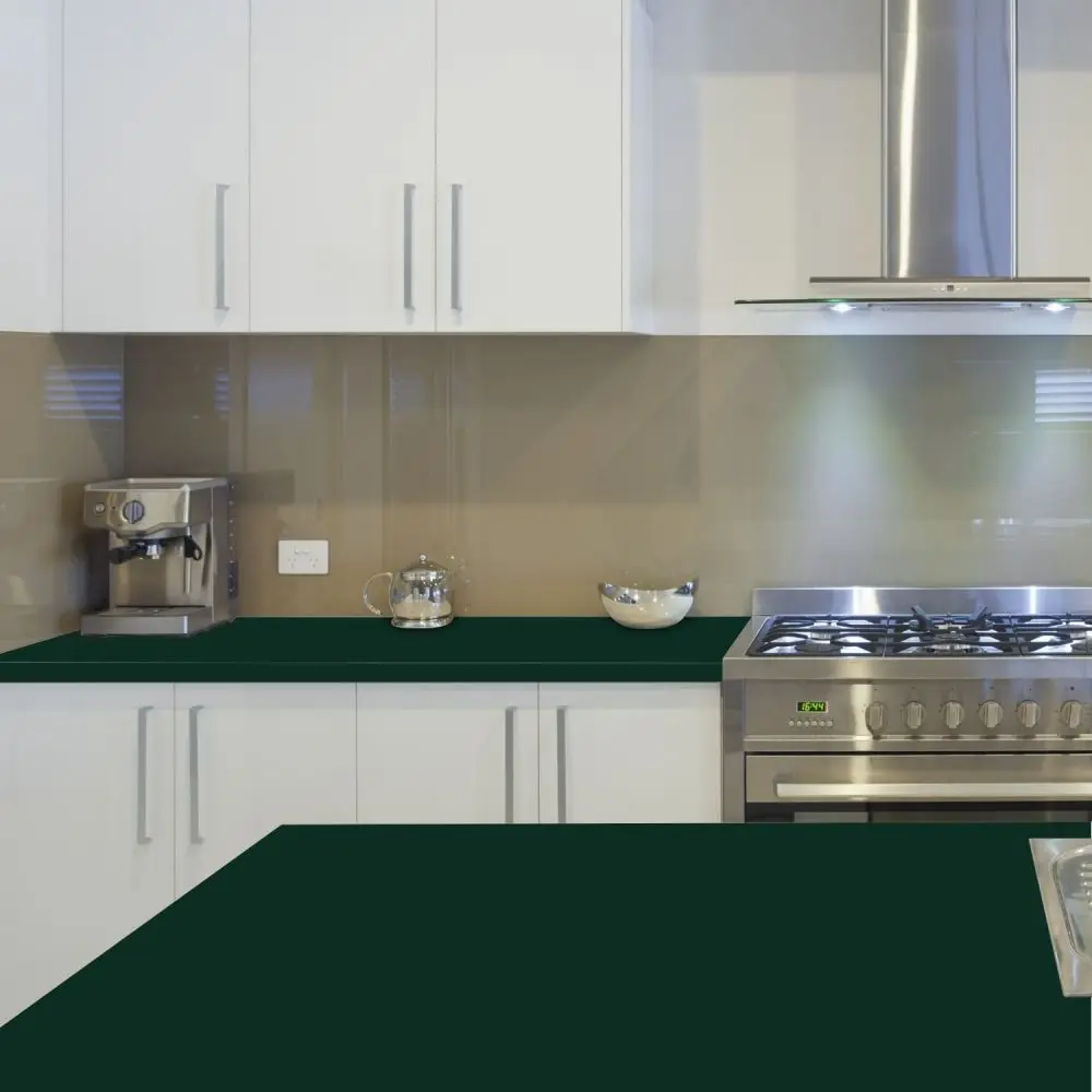 Farbe „Tiefgrün“ – Klebefolie in Unifarbe